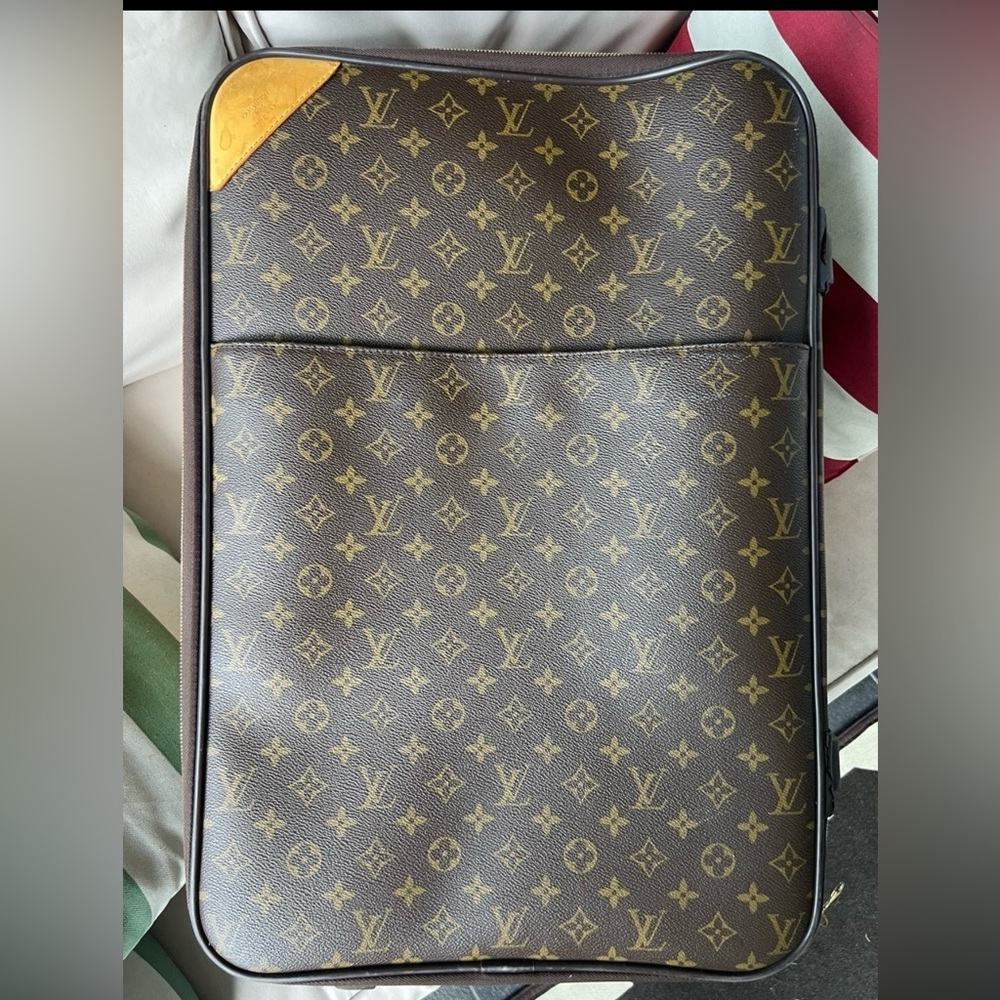 Louis Vuitton suitcase Pegase 55